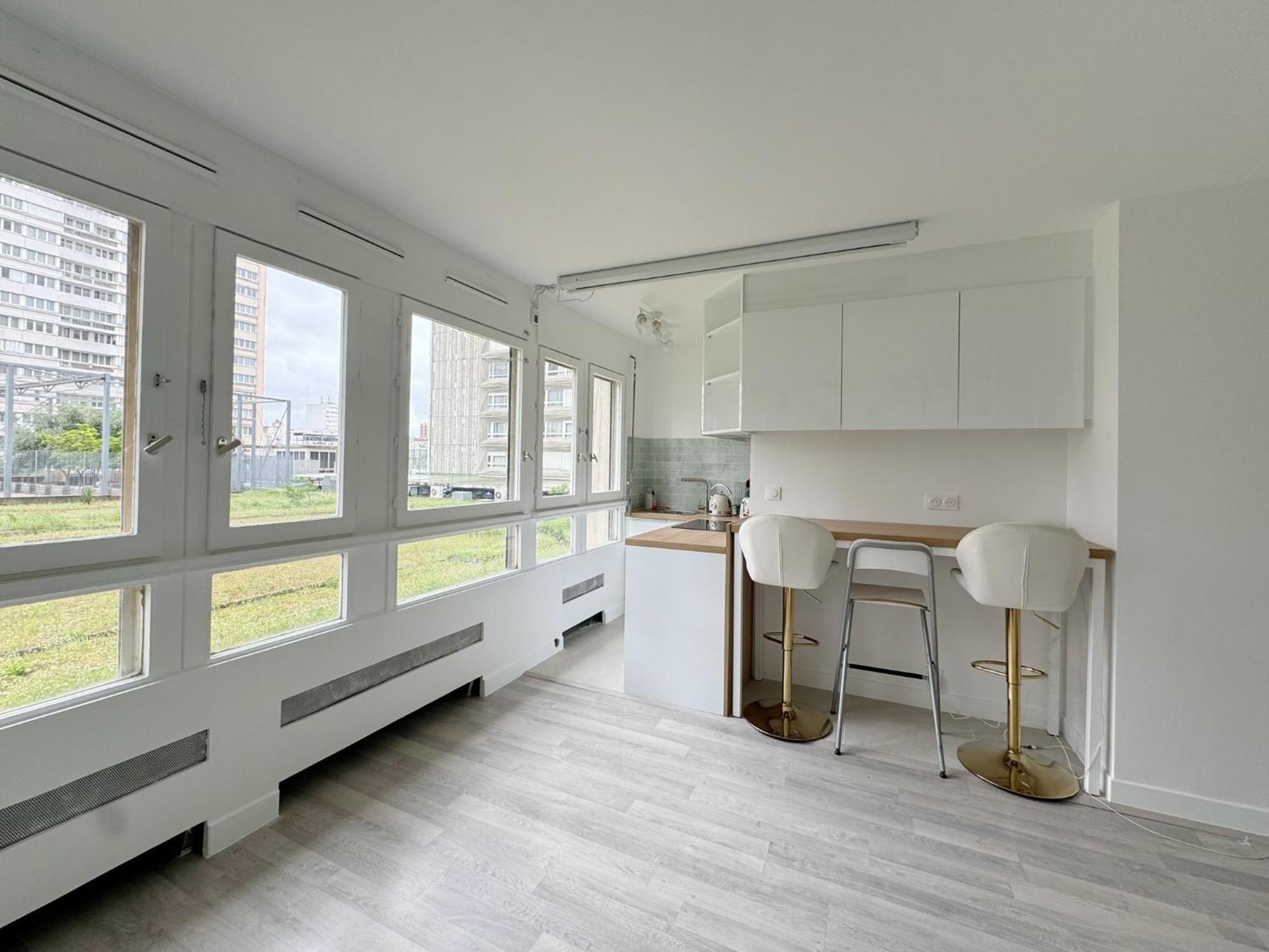 Apartment 温馨公寓