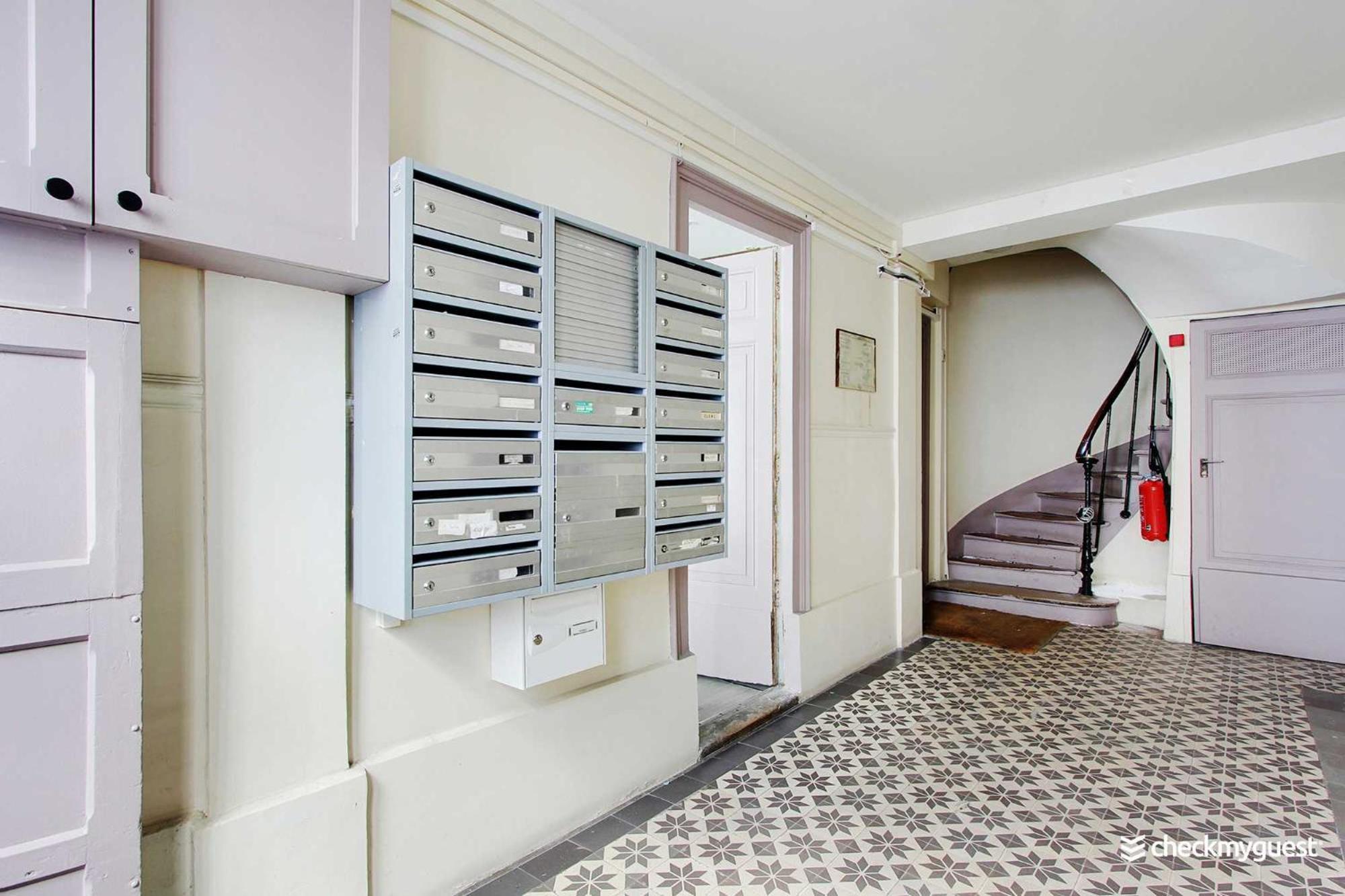 A Parisian Experience For 2 - Place De Clichy * Paris