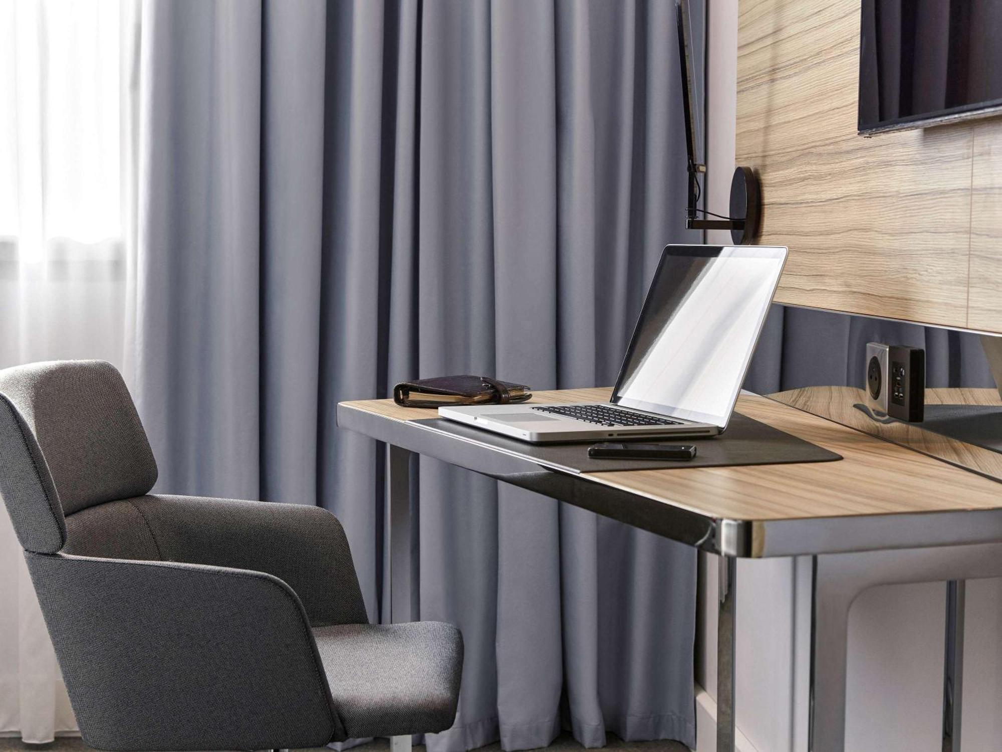 Hotel Novotel Centre Gare Montparnasse 4*