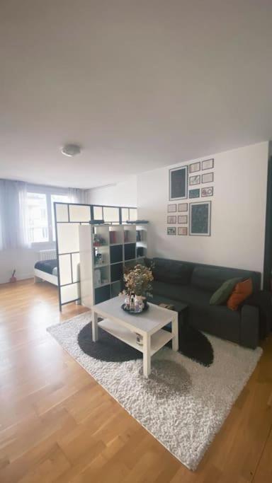 Stylish & Cosy 39m2 Studio Apartment *