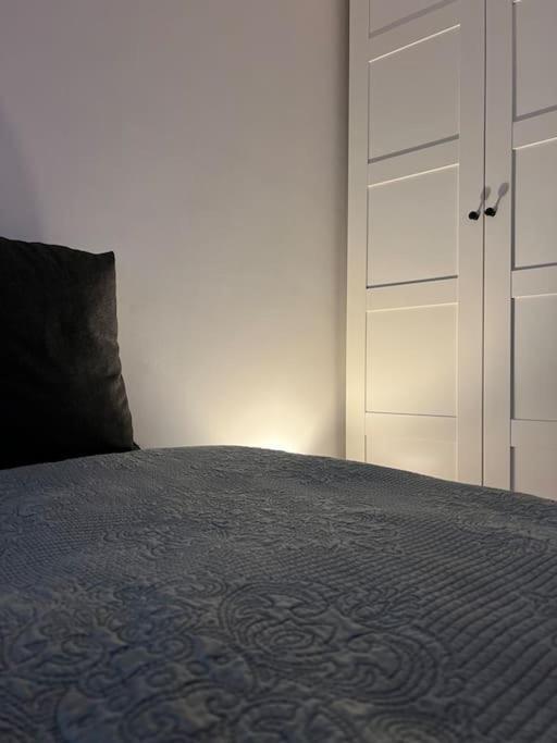 Apartment Buttes Chaumont Refait A Neuf Paris