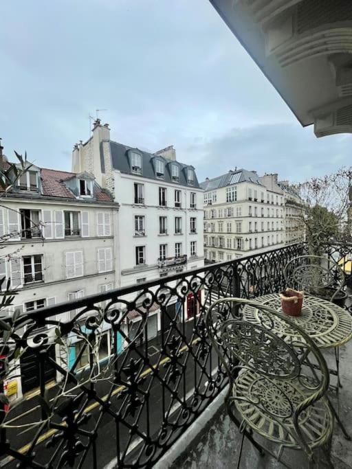 Appartement Parishome! Double Balcony, Art & Designer Touches Paris
