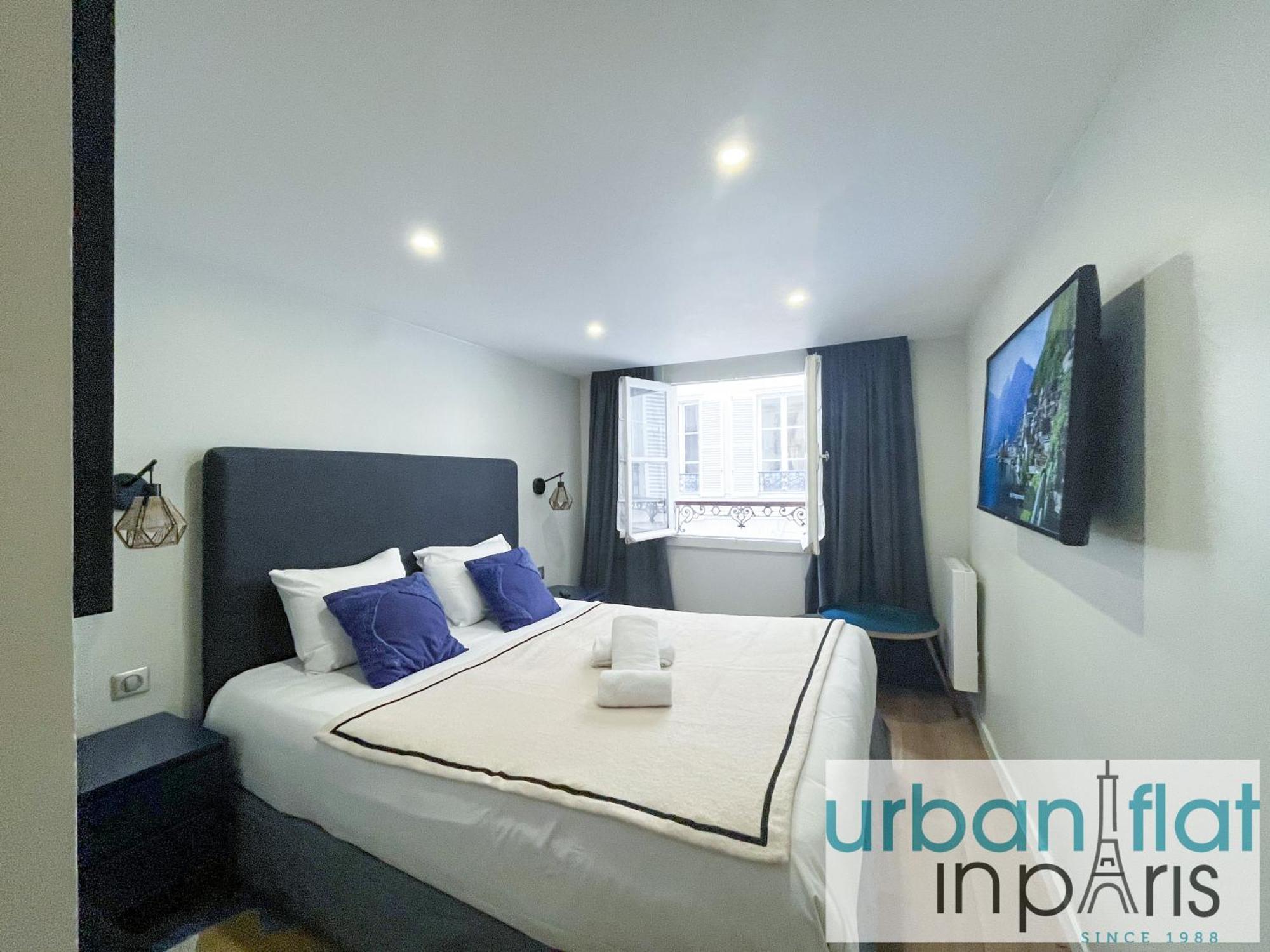 Apartment 62-luxury Flat Champs Elysees Paris