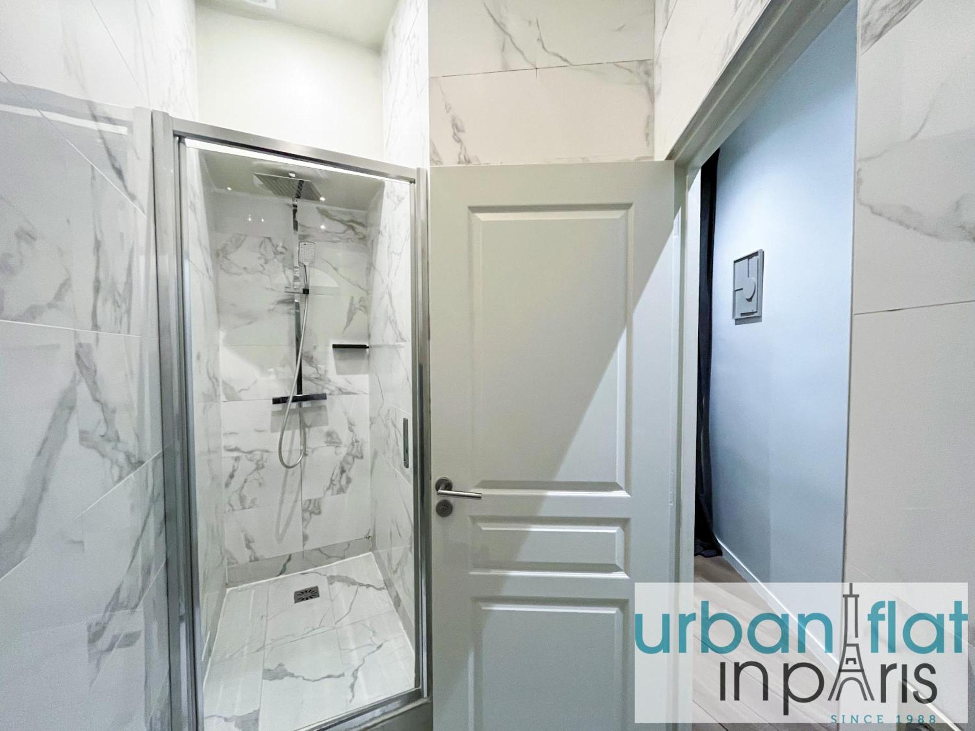 62-luxury Flat Champs Elysees Paris