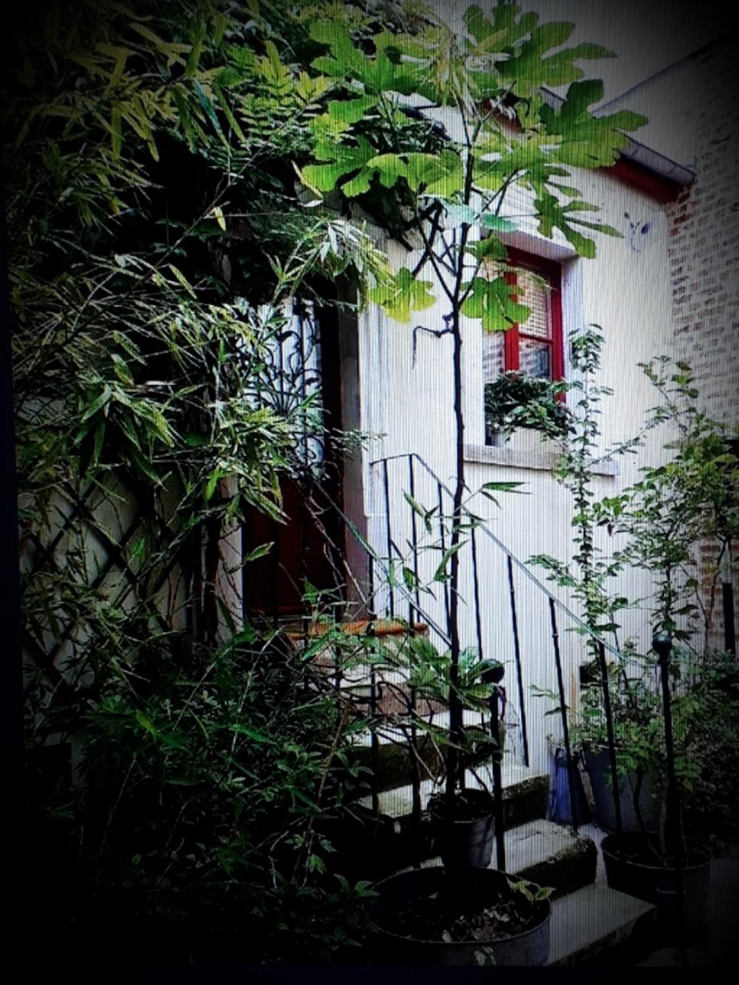 Le Nichoir Aux Oiseaux *