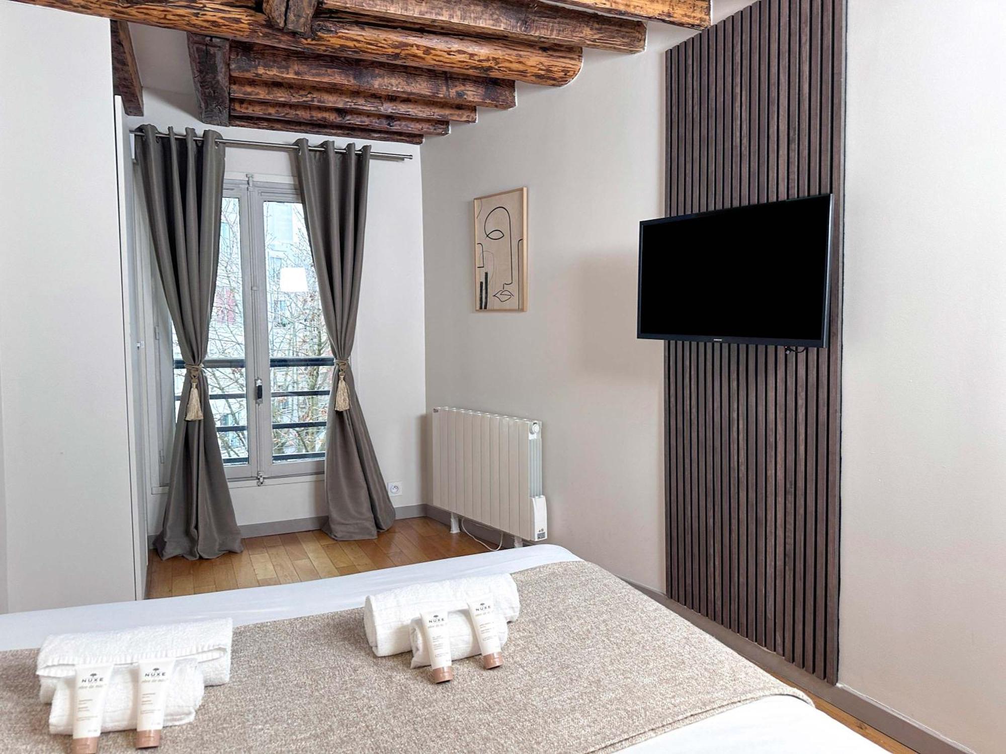Authentic Flat Near Luxembourg Garden * Paris