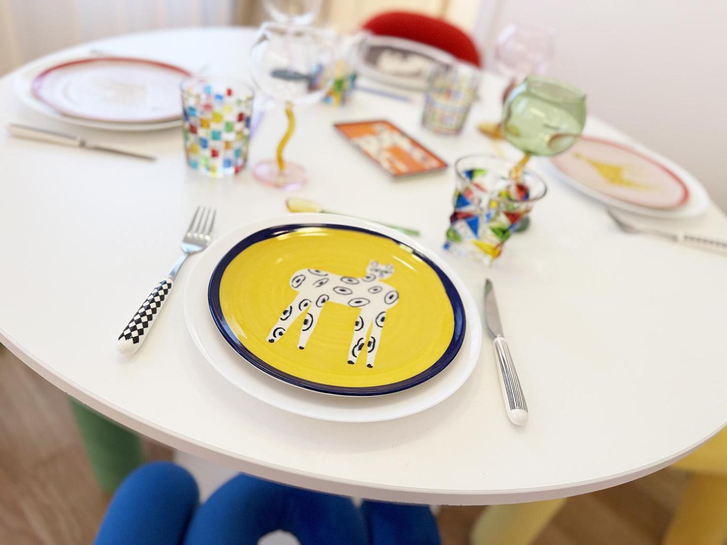 Apartment Pop Art & Vibrant Parisian Flat