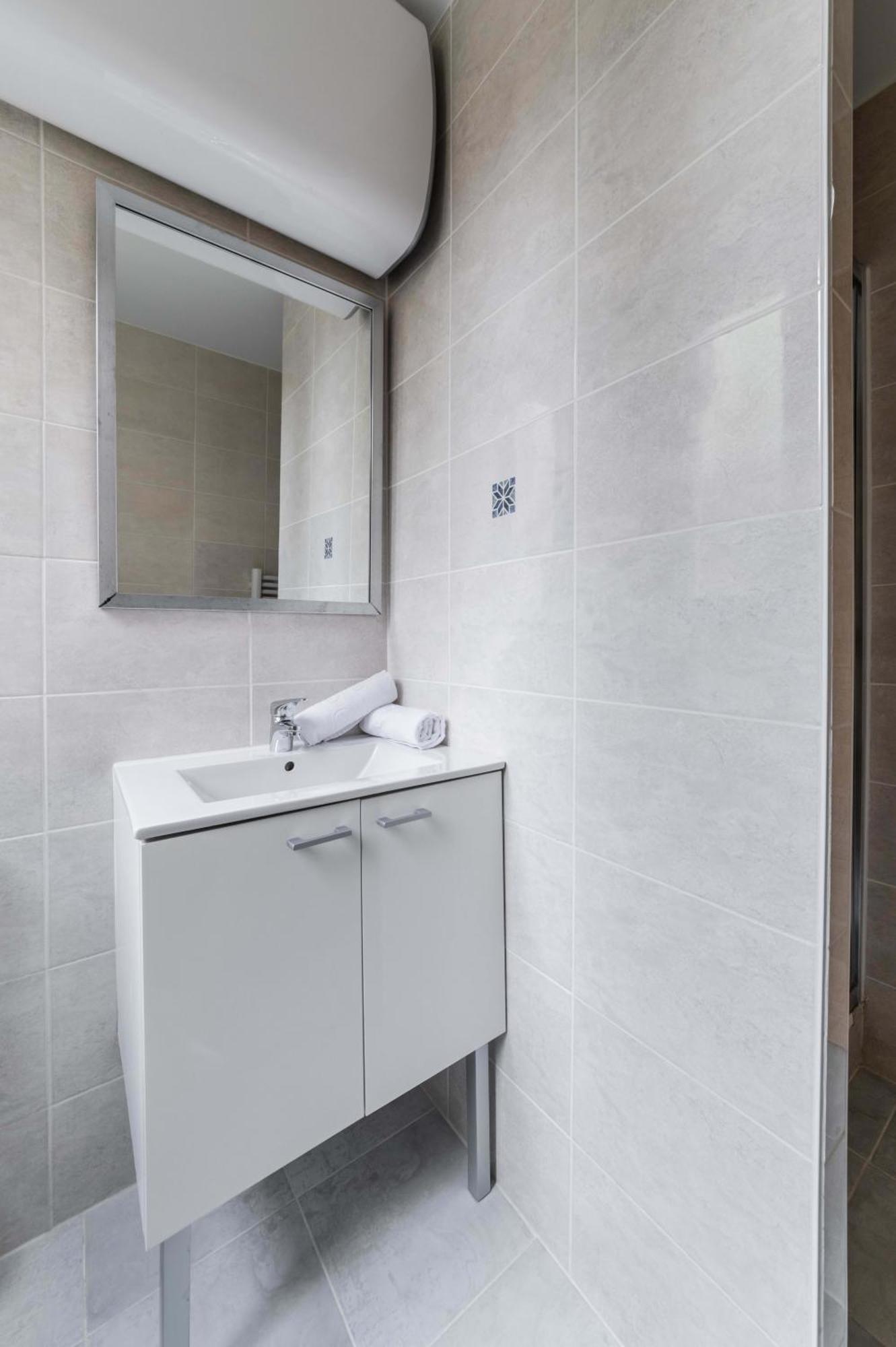 60m2 Refait A Neuf - 12 - 4p Paris