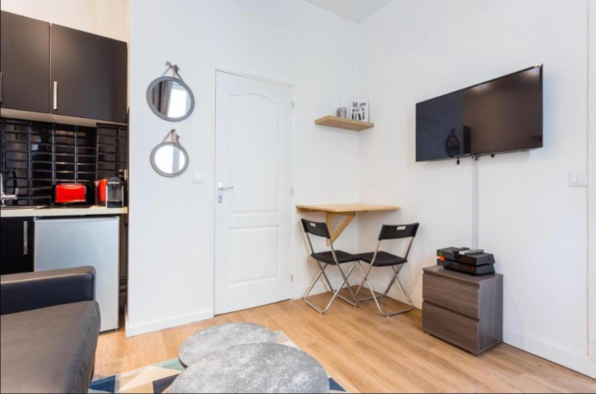 1 Cozy Pere Lachaise Nation Apartment Paris