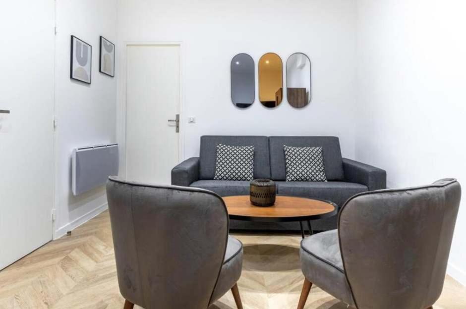 Apartment Elegant Pres Du Jardin Du Luxembourg