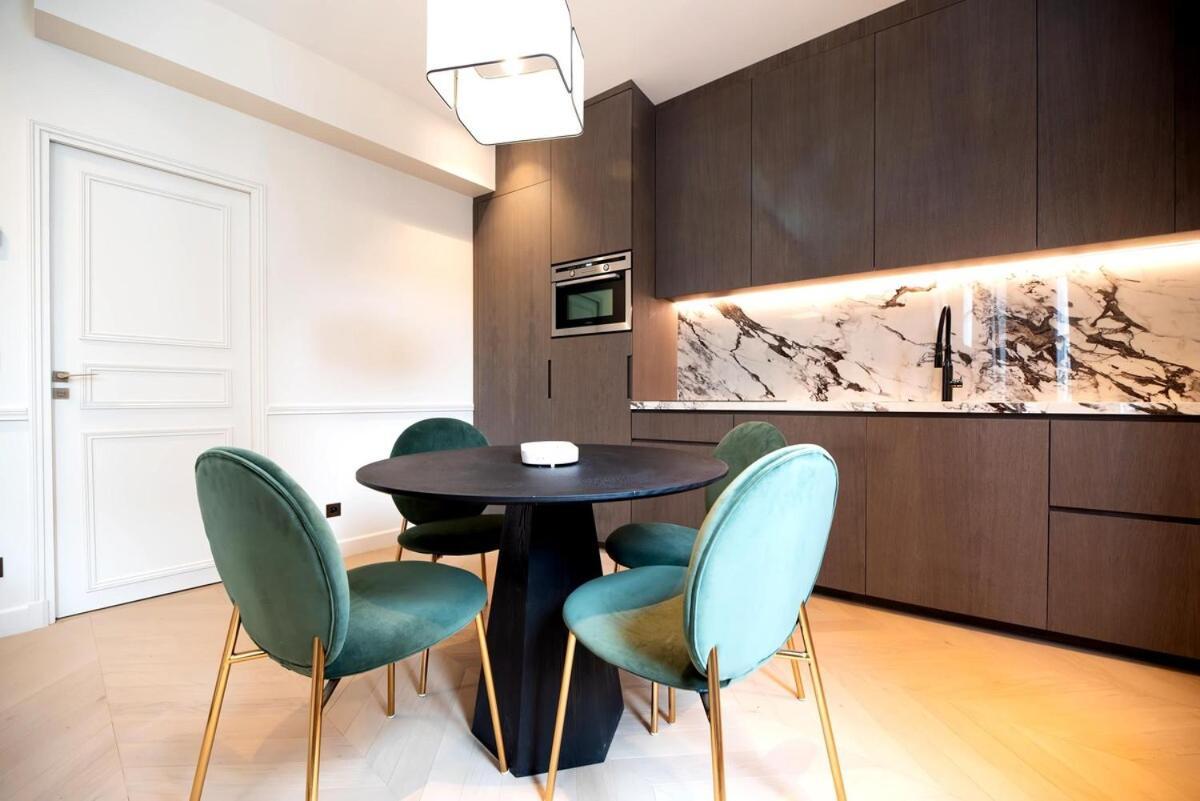 Sentez Vous Comme Chez Vous Au Coeur Du Marais Apartment