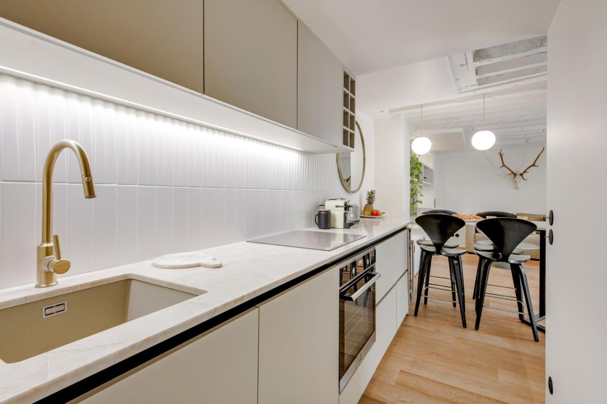 Bnbnova - 2br - La Seine & Saint Germain Apartment Paris