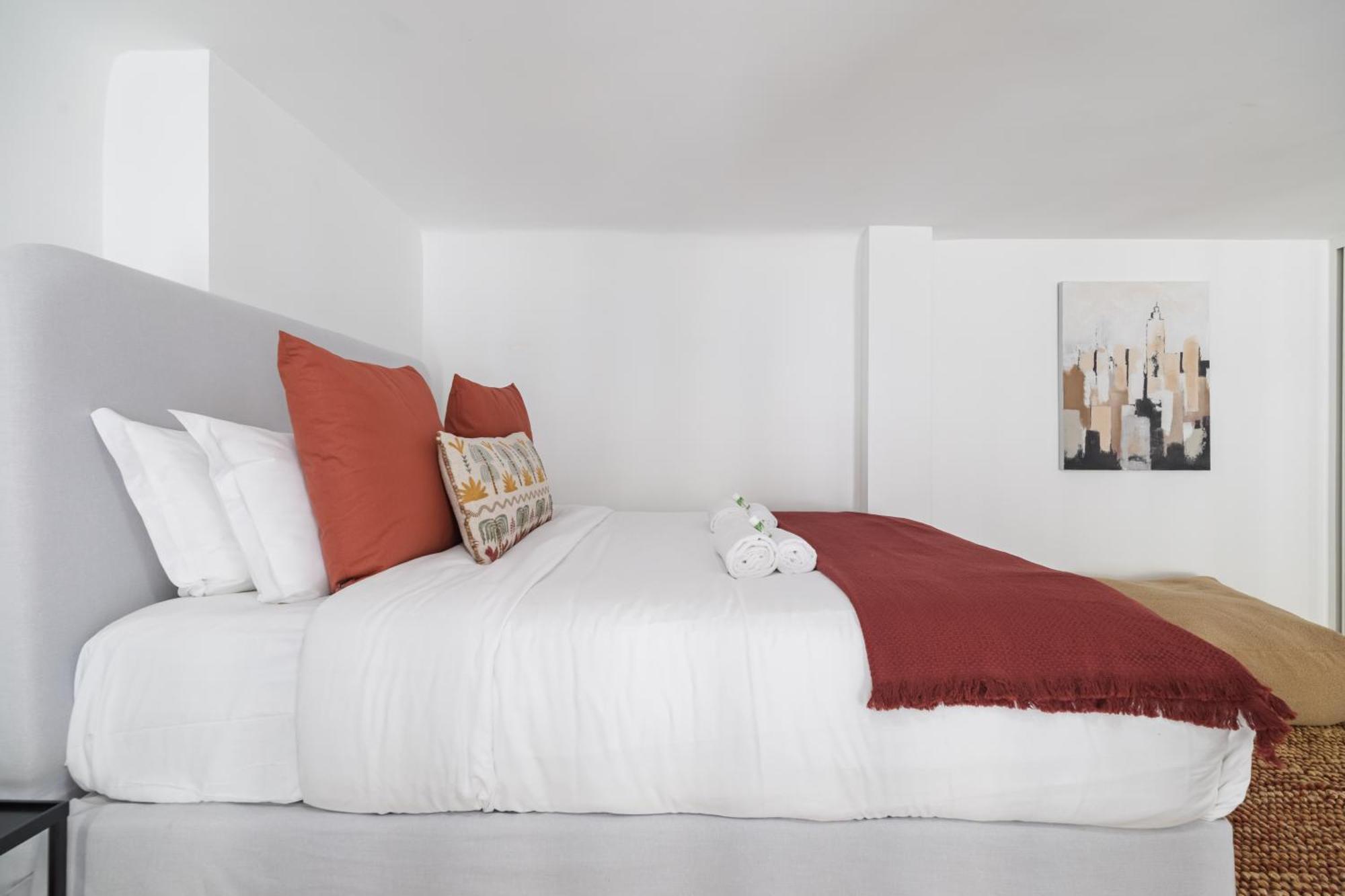Luxury - Avenue Montaigne