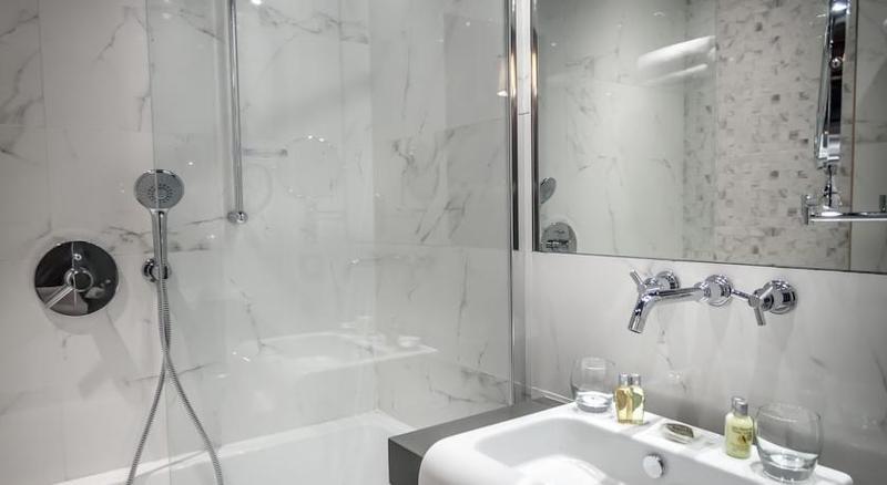 Hotel Armoni 4*