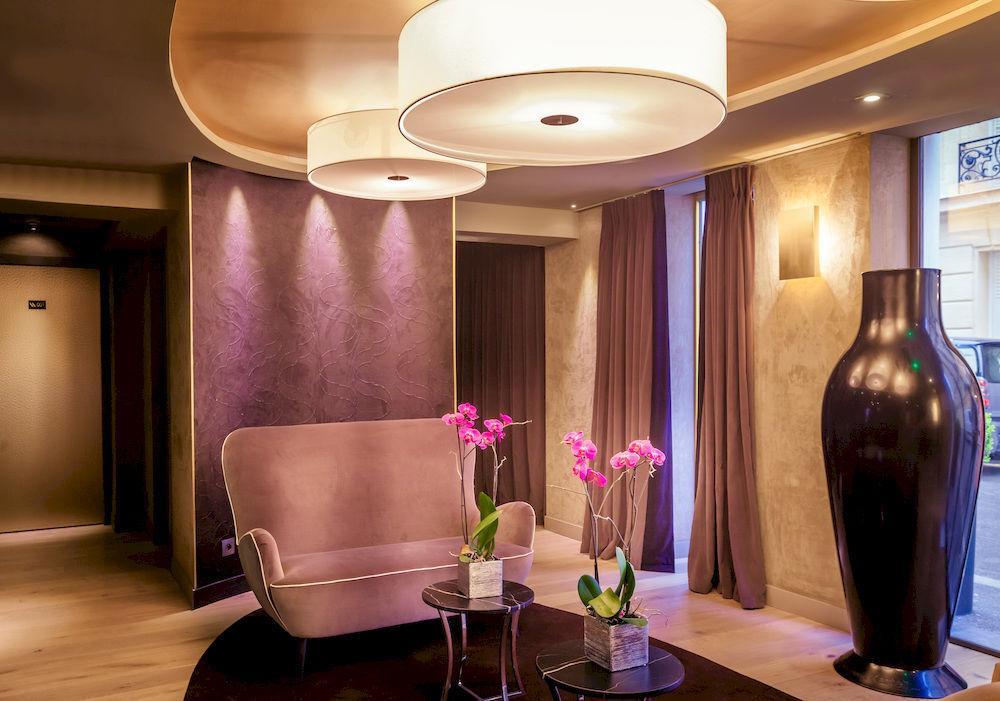 Hotel Armoni 4*