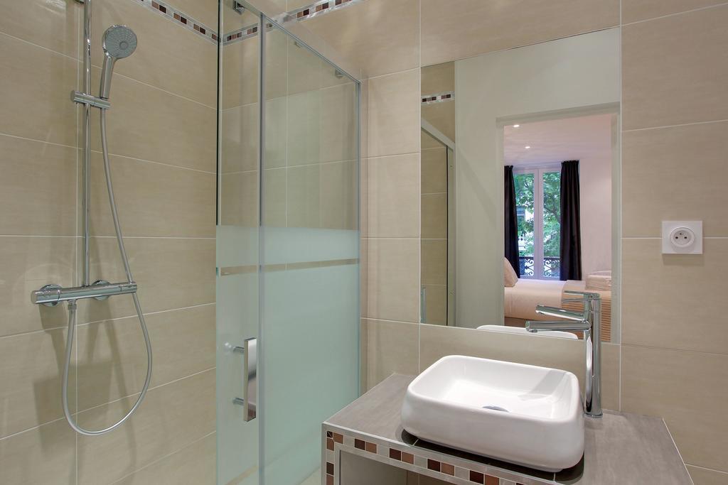Pick A Flat's In Champs Elysees - Rue Percier Apartment *