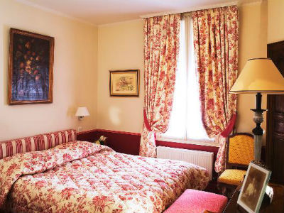 Exelmans Hotel 2*
