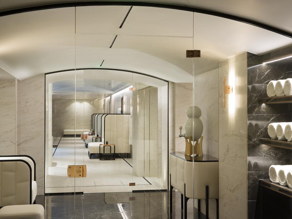 Le Narcisse Blanc 5* Paris