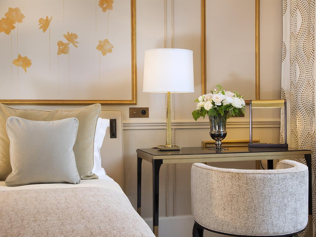 Le Narcisse Blanc 5* Paris