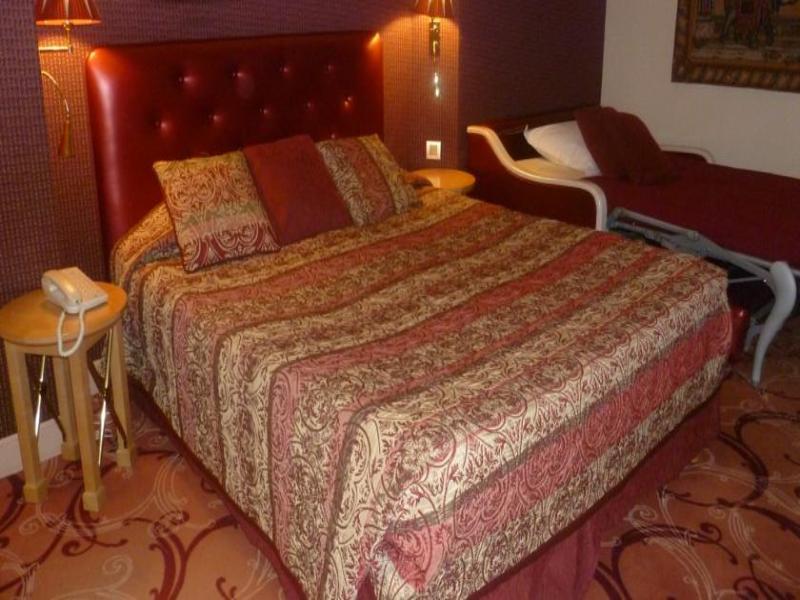 Central Saint Germain 3*