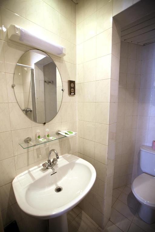 Nouvel 18 Hotel 2*