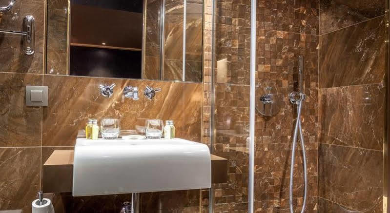 Hotel Armoni Paris