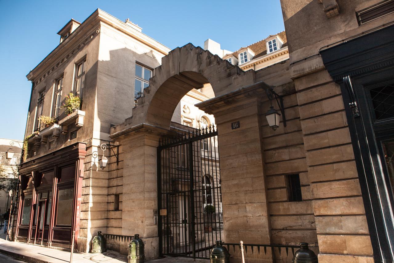 Couette-café Assia & Nathalie - Luxury Marais *