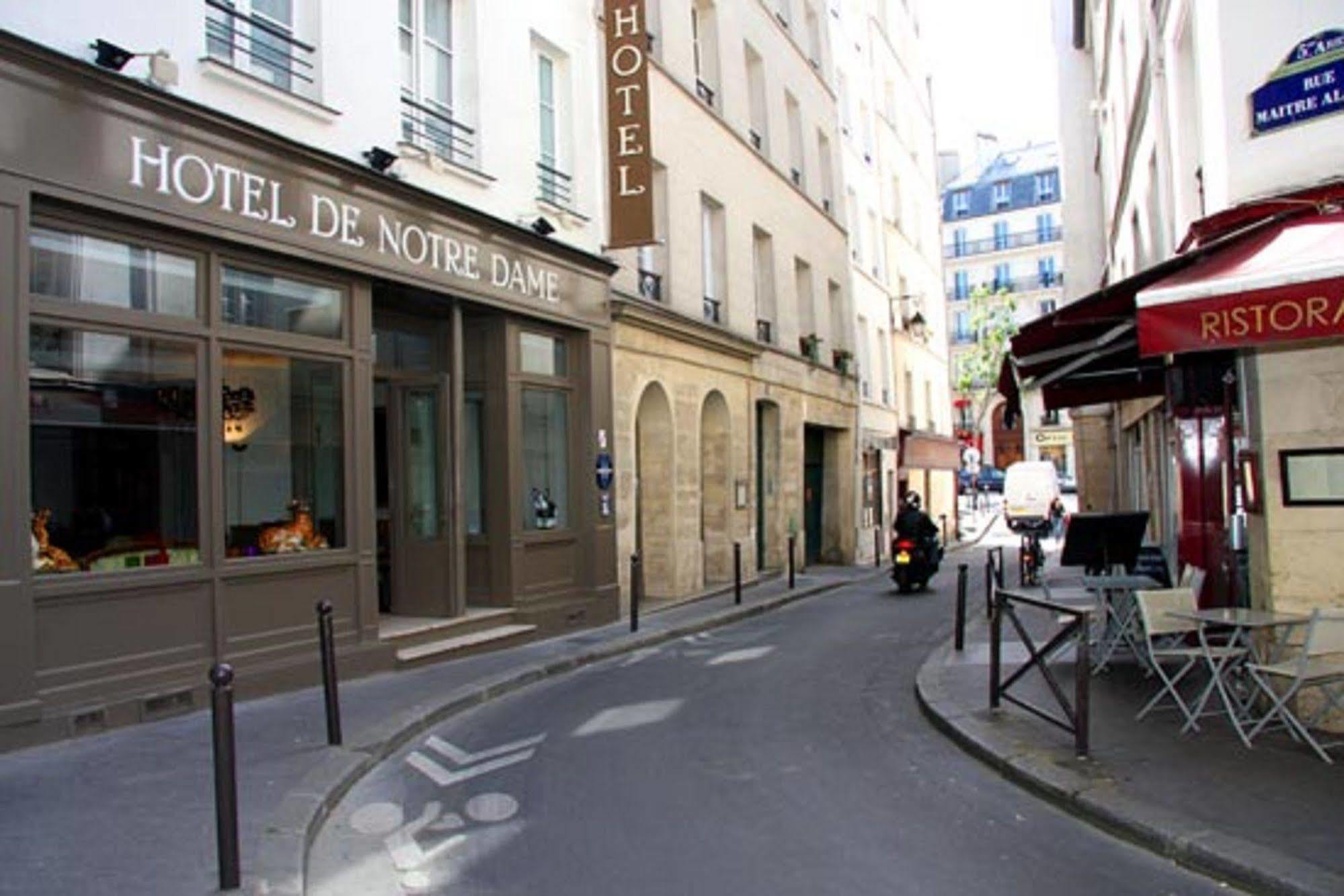 Hotel De Notre-dame Paris