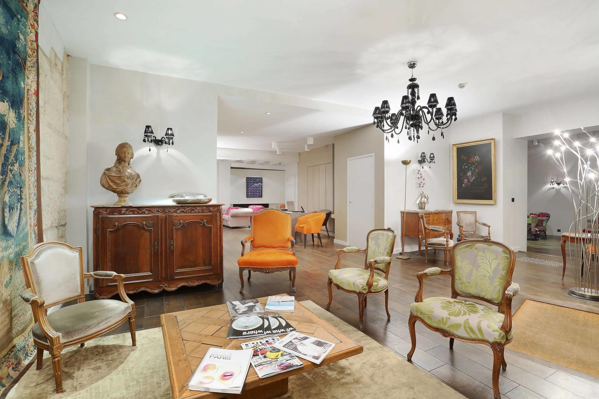 Hotel De Notre-dame 3*