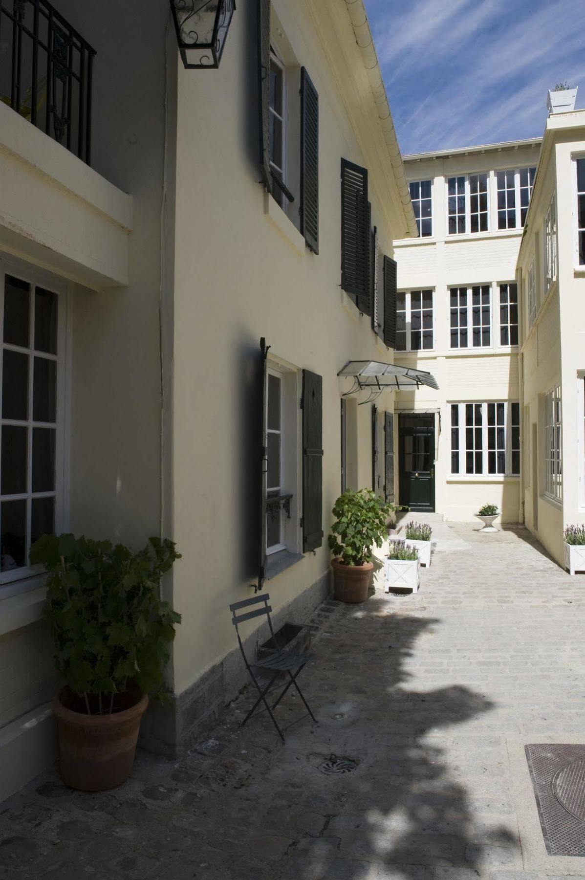 Hotel Helzear Montparnasse 4*