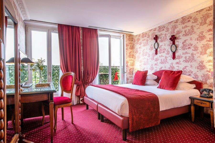 Eugénie 4* Paris