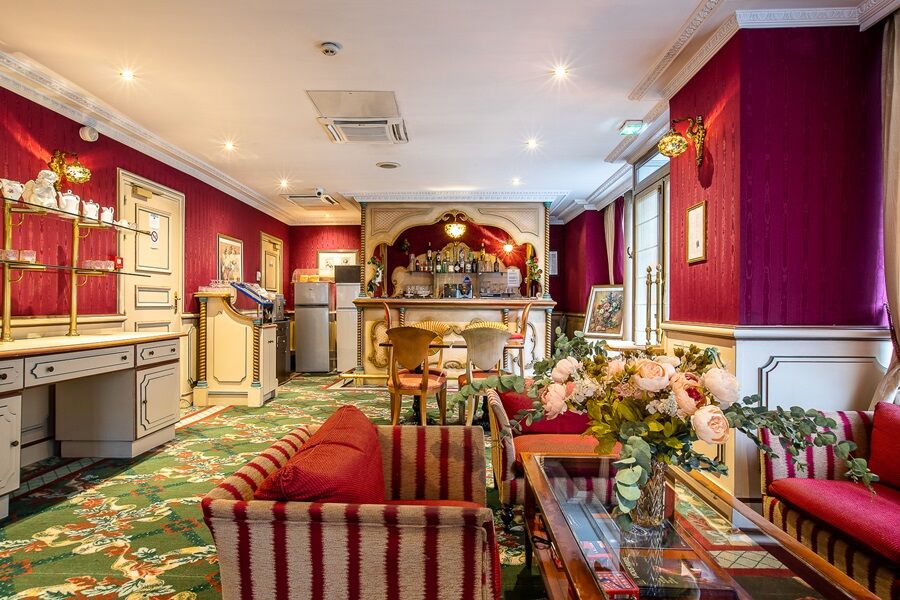 Eugénie Hotel 4*