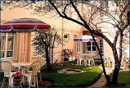 Hotel Exelmans 2*