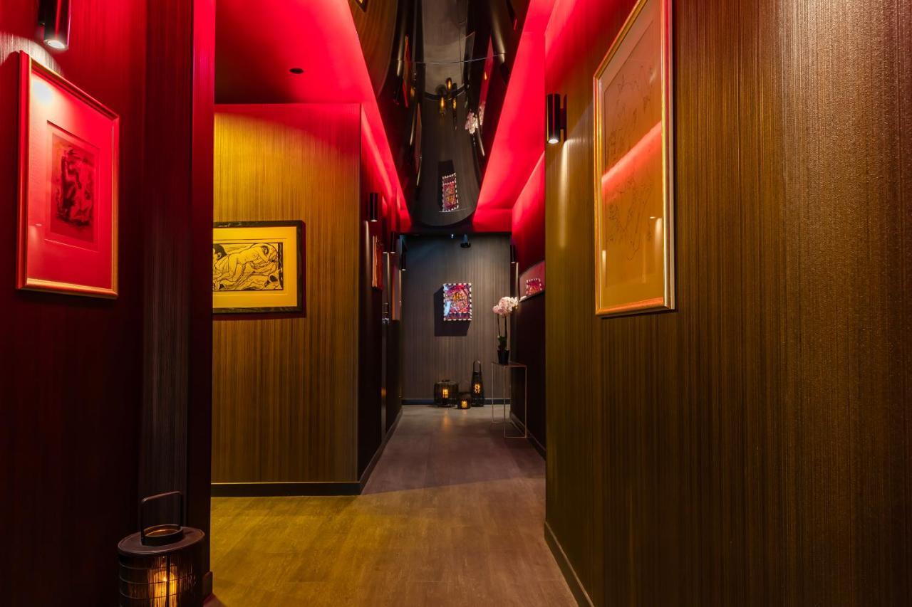 Avec Nuit Insolite Au Dandy Et Jacuzzi Privatise (adults Only)
