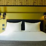 Hotel Noir