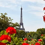 Hotel Plaza Athenee - Dorchester Collection