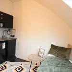 Joli Studio Proche Montmartre