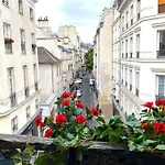 Large, Hyper Central Studio. Historical Paris