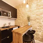 Luxury Blue House 2 A 4 Personnes Sur Ile Saint-Louis