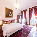 Maison De Lignieres - Guest House - Paris Quartier Champs-Elysees