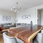 Hsh Luxury Apartment Montaigne Francois 1Er