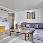 1 Bedroom Le Marais Temple