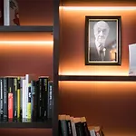 Quality Hotel&Suites Bercy Bibliothèque by HappyCulture