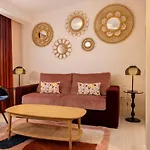 Hotel Elysees 8