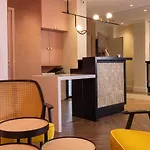 Hotel Elysees 8