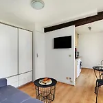 Studio In The Heart Of The Marais !