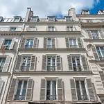 0#Studio 2Pers#Champs Elysees#Arc De Triomphe