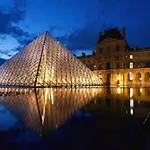 St Germain - La Monnaie City Apartment