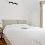 Appartement Des Sevres - Welkeys