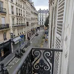 R\'Apparts T3 Paris 9Eme L\'Incontournable